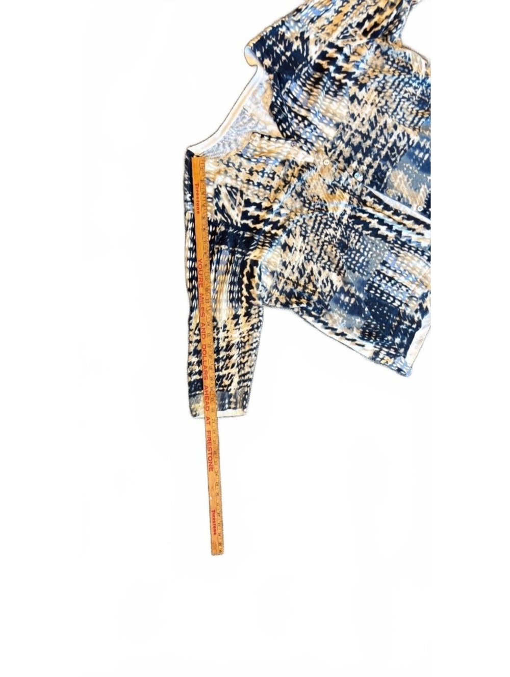Women's Multi-Color Patterned Cardigan Sweater - Picture 4 of 4